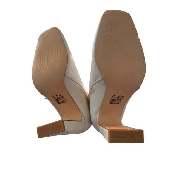 Lulu's Cream Ankle Boots - Picture 8 of 12